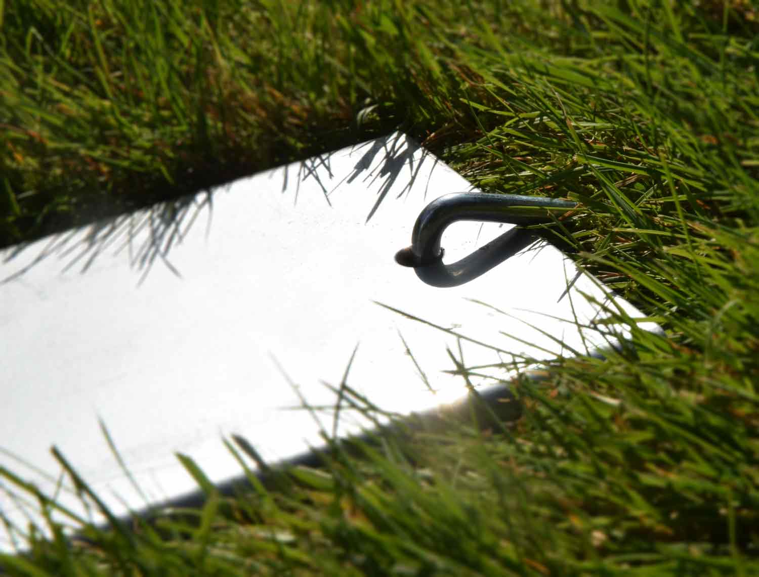 AV Link Portable 100" Projector Screen - Fast Folding Smart Gadgets AV Link